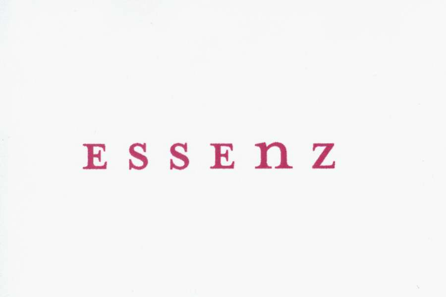 Trademark Logo ESSENZ
