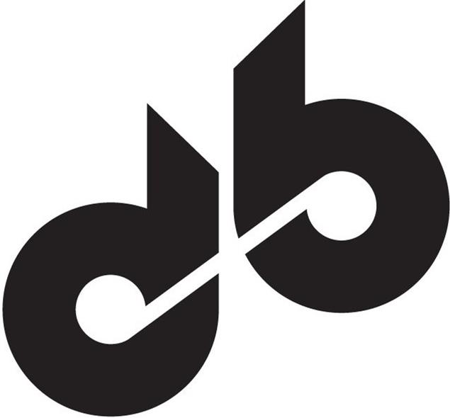  D B