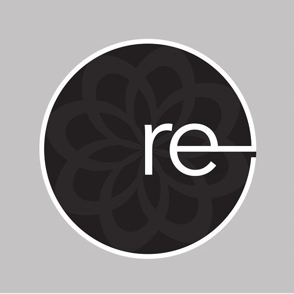 Trademark Logo RE