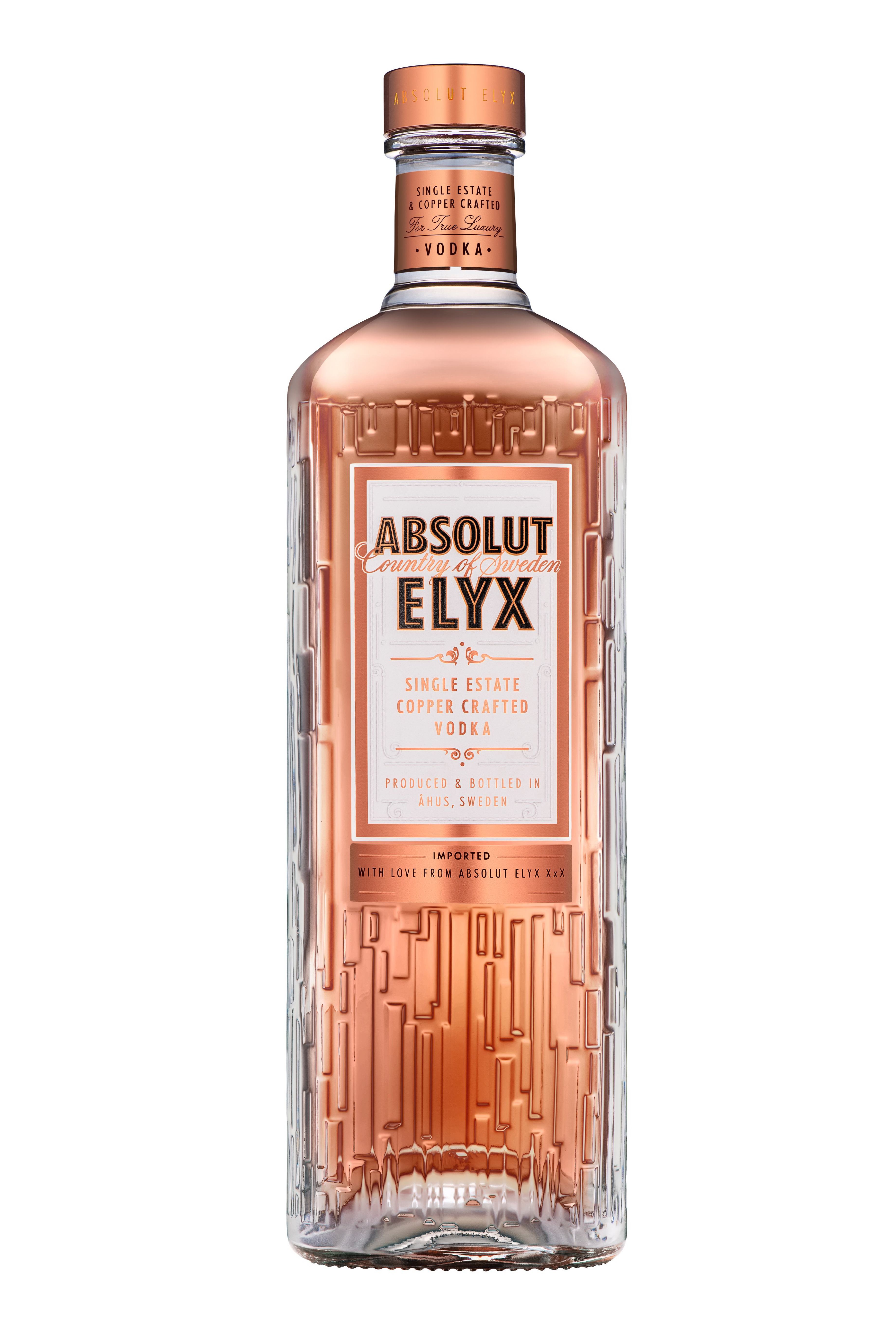 Trademark Logo ABSOLUT ELYX SINGLE ESTATE & COPPER CRAFTED FOR TRUE LUXURY VODKA ABSOLUT COUNTRY OF SWEDEN ELYX SINGLE ESTATE COPPER CRAFTED VODKA PRODUCED & BOTTLED IN ÅHUS SWEDEN IMPORTED WITH LOVE FROM ABSOLUT ELYX XXX