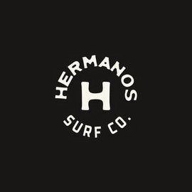  HERMANOS SURF CO.